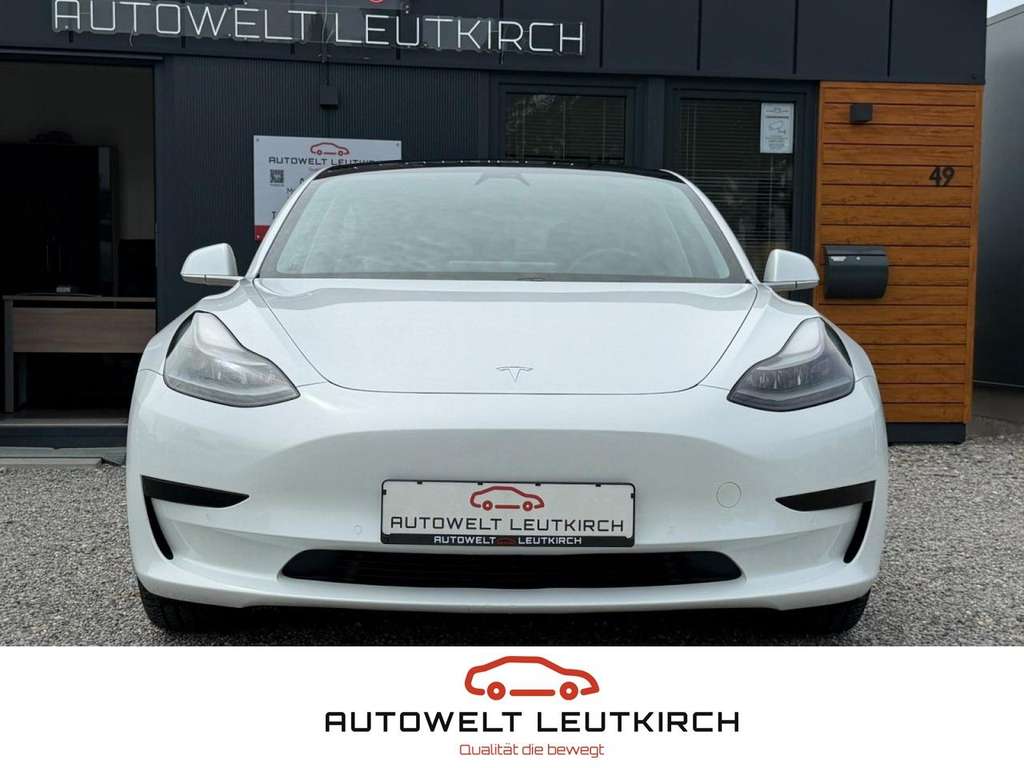 Tesla Model 3 Standard Range Plus RWD KLIMA CAM PANO