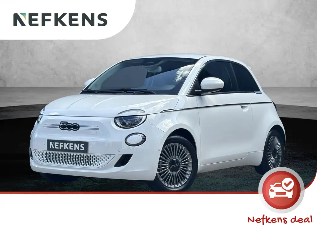 Fiat 500e Icon 42 kWh | ACCU 97% | Stoelverwarming | Achteru