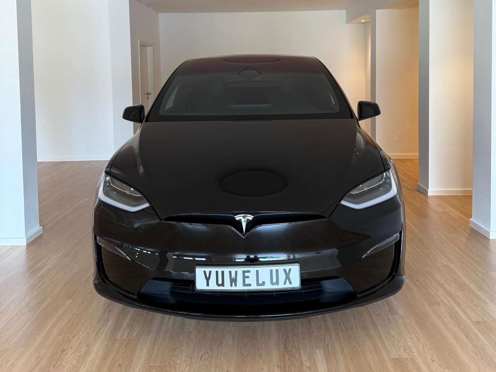 Tesla Model X Model X Plaid