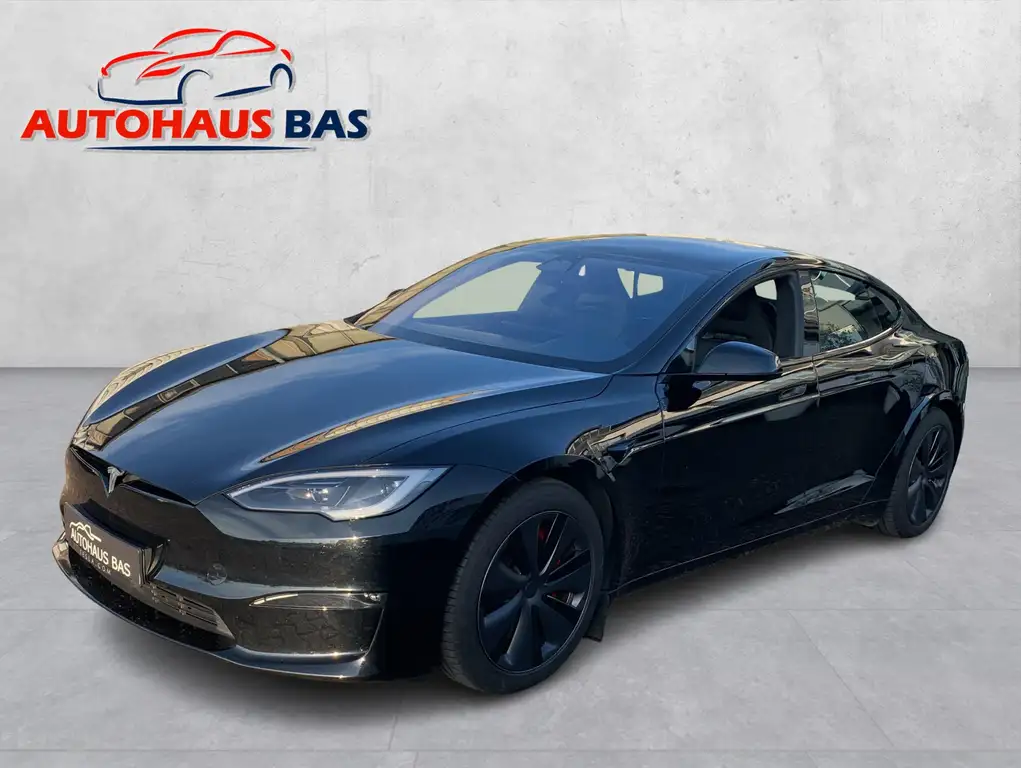 Tesla Model S Plaid * Yoke * HW4* Matrix LED