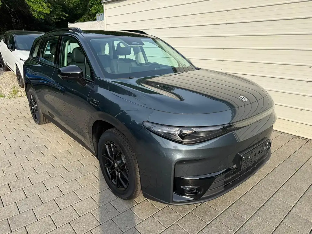 Leapmotor C10 Style BEV  69,9 kWh Pano*Navi*SoundSys*360°*ACC...