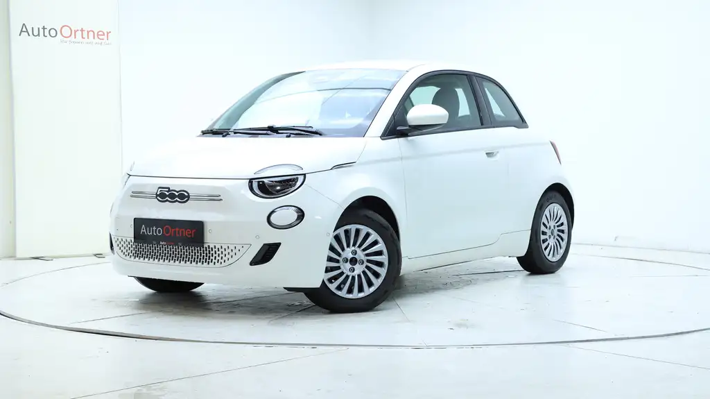 Fiat 500e 42Kwh Navi+Rückfahrcam+Parksensoren