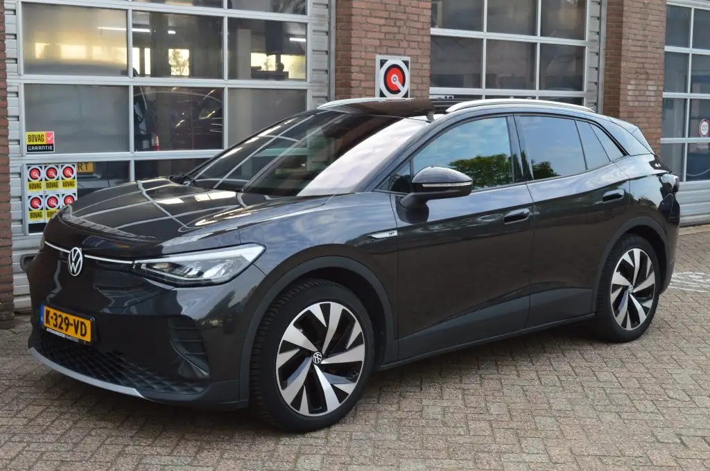 Volkswagen ID.4 First 77 kWh|Soh 90%|Warmtepomp|Cam|ACC|Trekhaak E