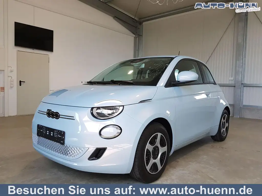 Fiat 500e Passion 95 PS-AndroidAuto-AppleCarPlay-Verkehrs...