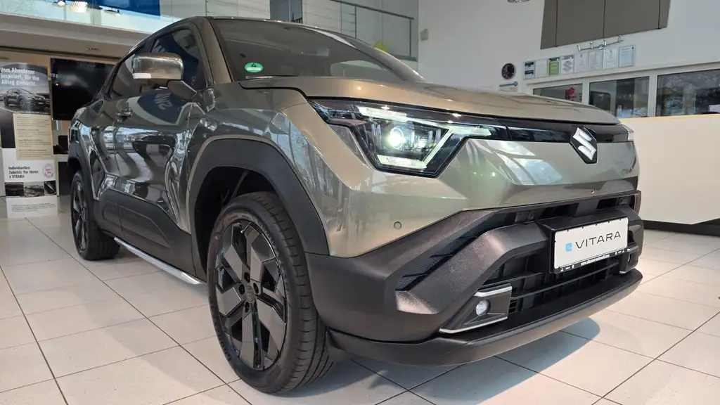 Suzuki Sonstige e Vitara 61 kWh Comfort+ Allgrip
