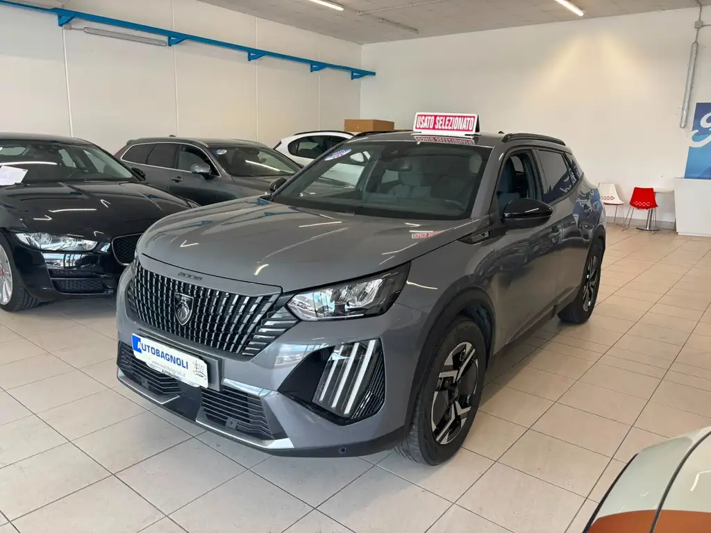 Peugeot e-2008 ALLURE motore elettrico 156 CV 54 kWh SPOTICAR