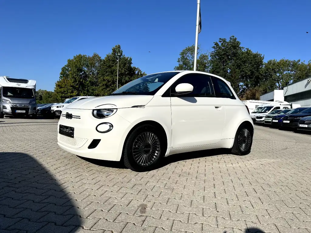 Fiat 500e Icon *Navi Klima Sitzheizung Alufelgen DAB+