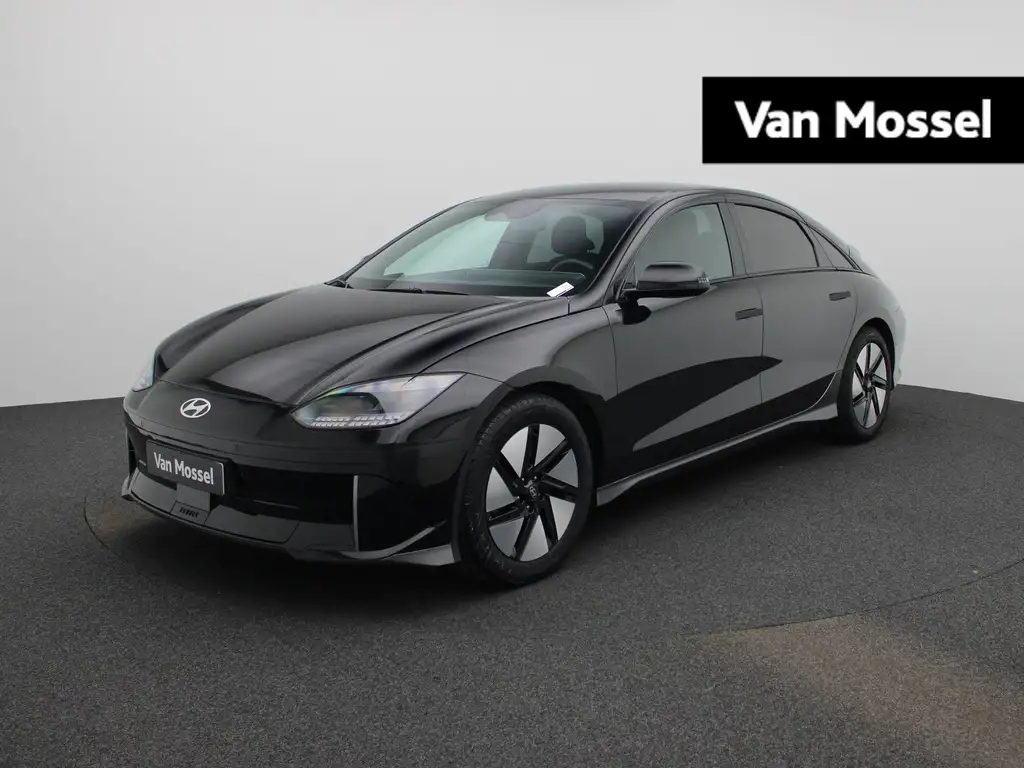Hyundai IONIQ 6 77,4 kWh Core Plus | Navigatie | Camera | Stoelver
