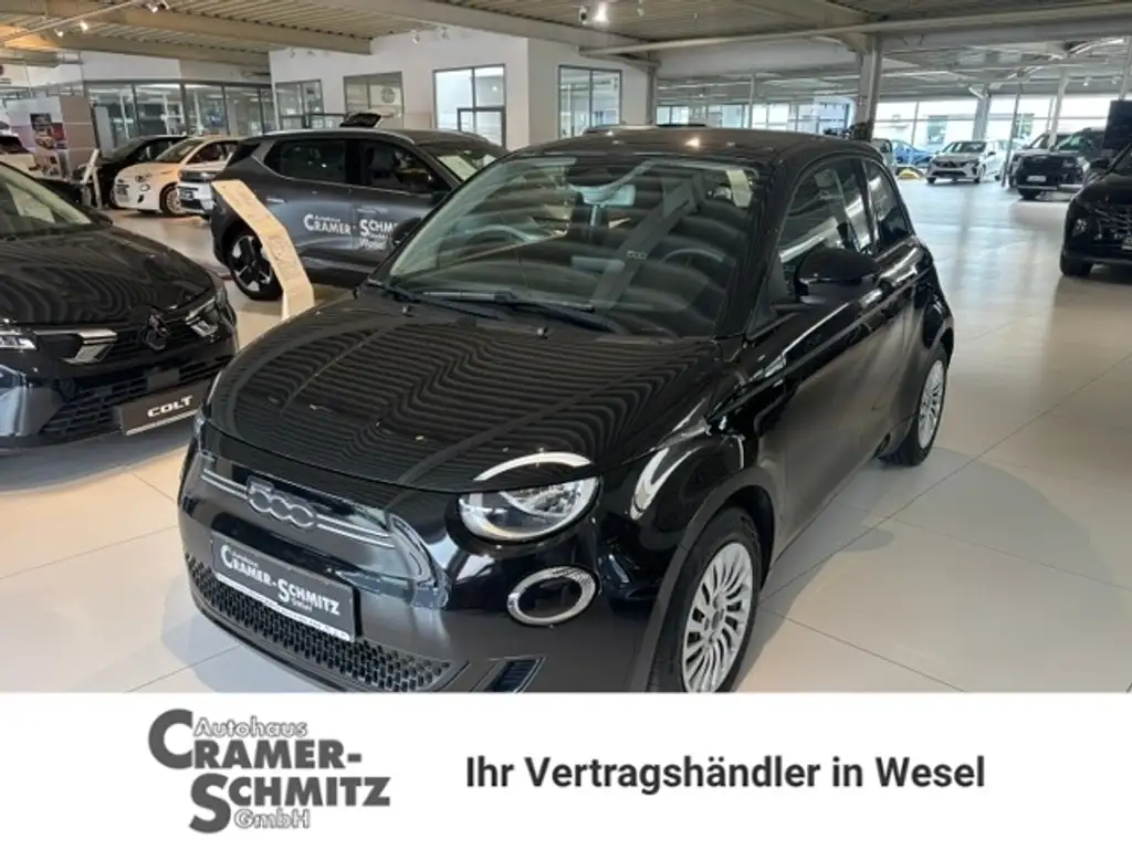 Fiat 500e e  Lim. Action