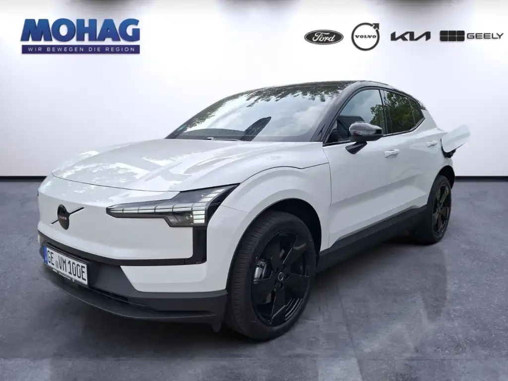 Volvo EX30 2WD Pure Electric Black Edition Plus Harman-Kardon