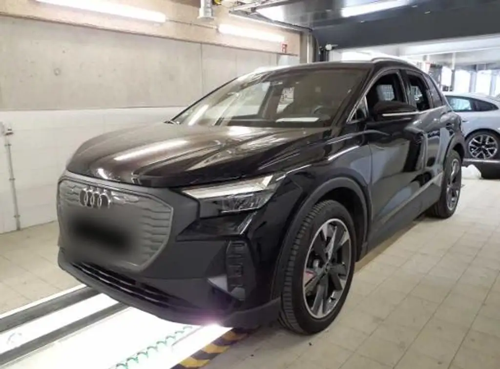 Audi Q4 e-tron 40 S Line Int Navi,LED,Sportsitze,Kamera,20Zoll