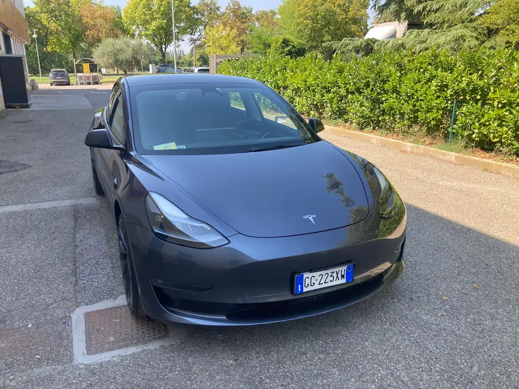 Tesla Model 3 Model 3 Performance Dual Motor awd