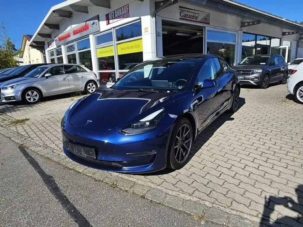 Tesla Model 3 Model 3 Long Range Dual Motor