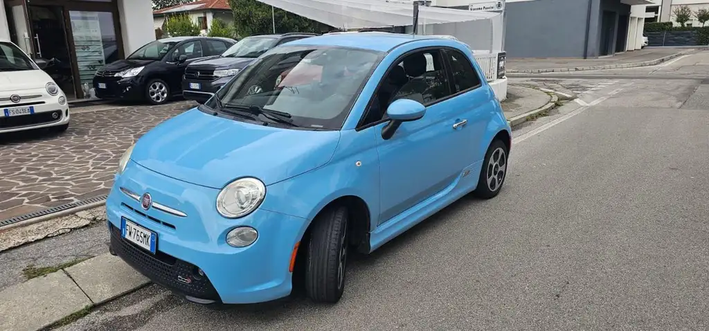 Fiat 500e ABARTH*