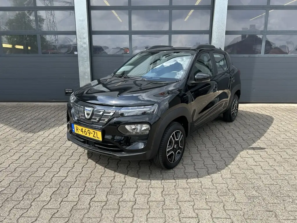 Dacia Spring 27 kWh Electric 45 Comfort Plus Orange Pack | SOH