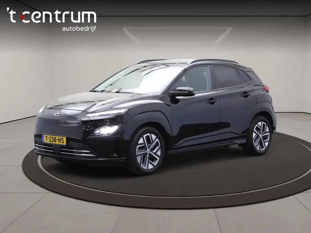 Hyundai KONA EV Premium 64 kWh 204 PK, SOH 100%, Leder, 4 x Sto