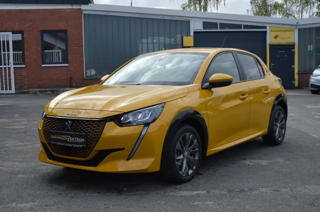 Peugeot e-208 Active Pack"11KW"PDC"TEMPOMAT"