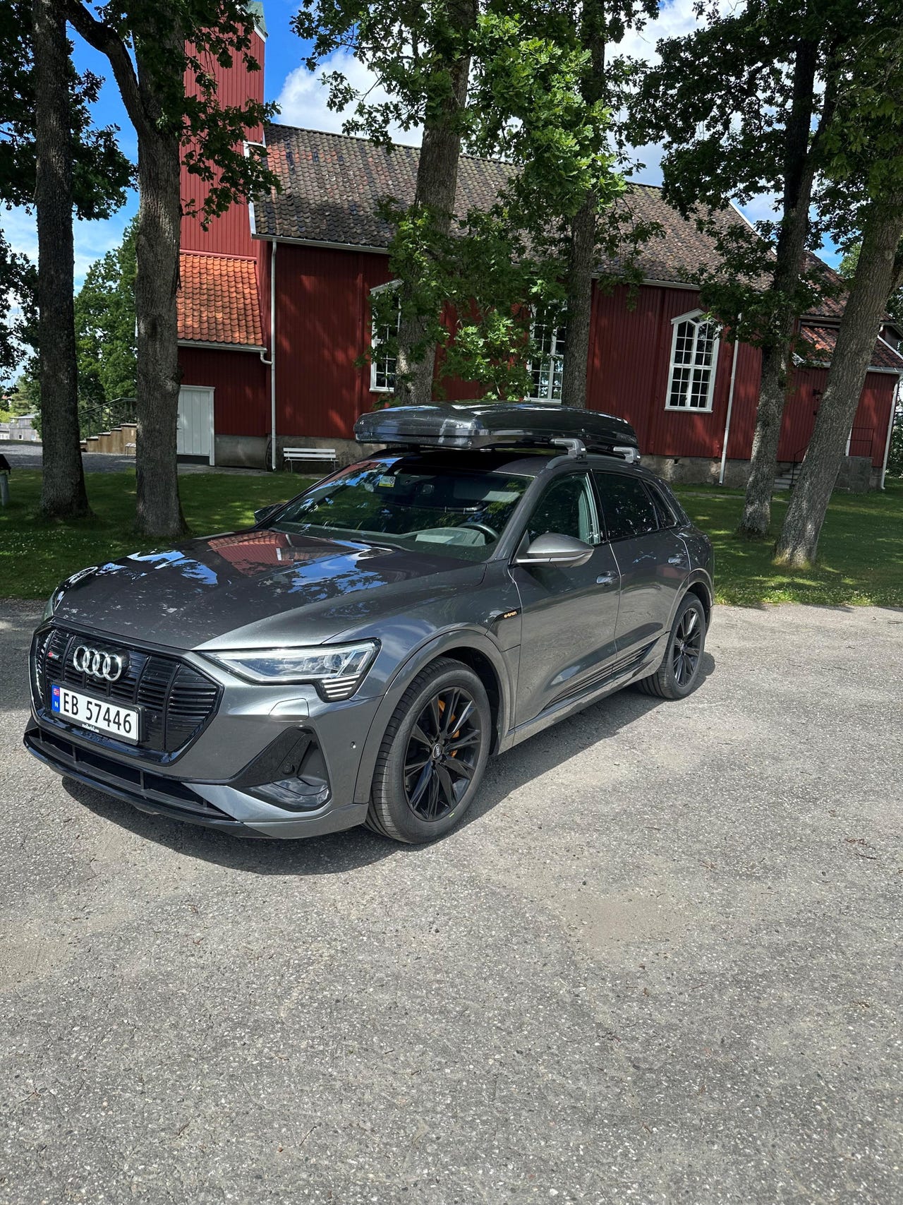Audi e-tron