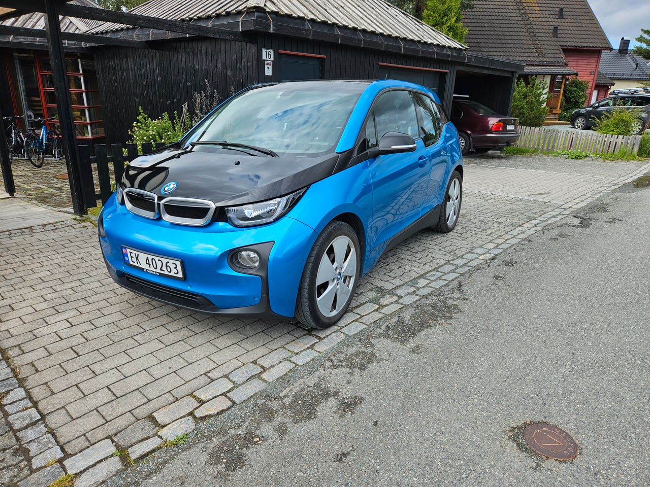 BMW i3