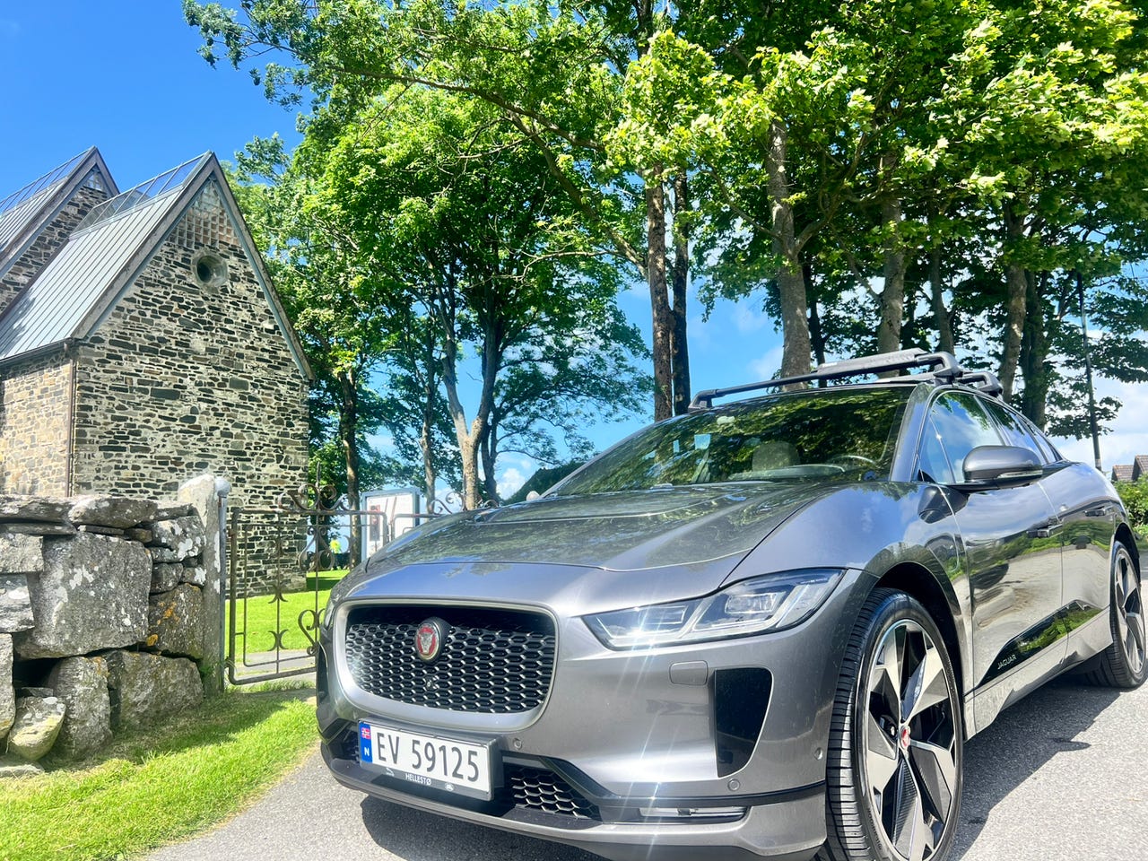 Jaguar I-PACE