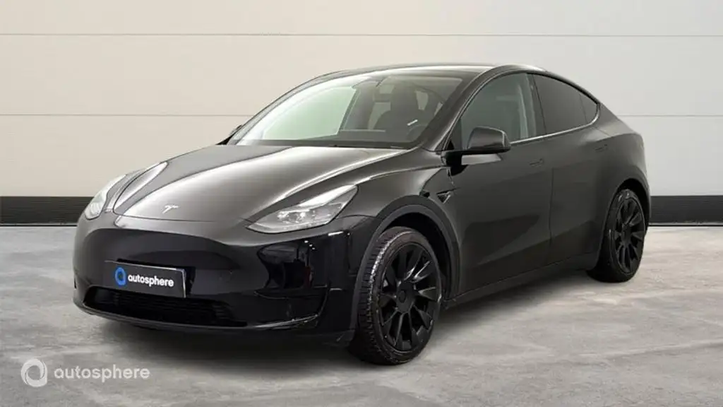 Tesla Model Y Standard RWD