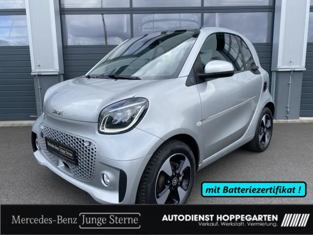 smart forTwo smart EQ fortwo Exclusive LED Panorama Kamera...