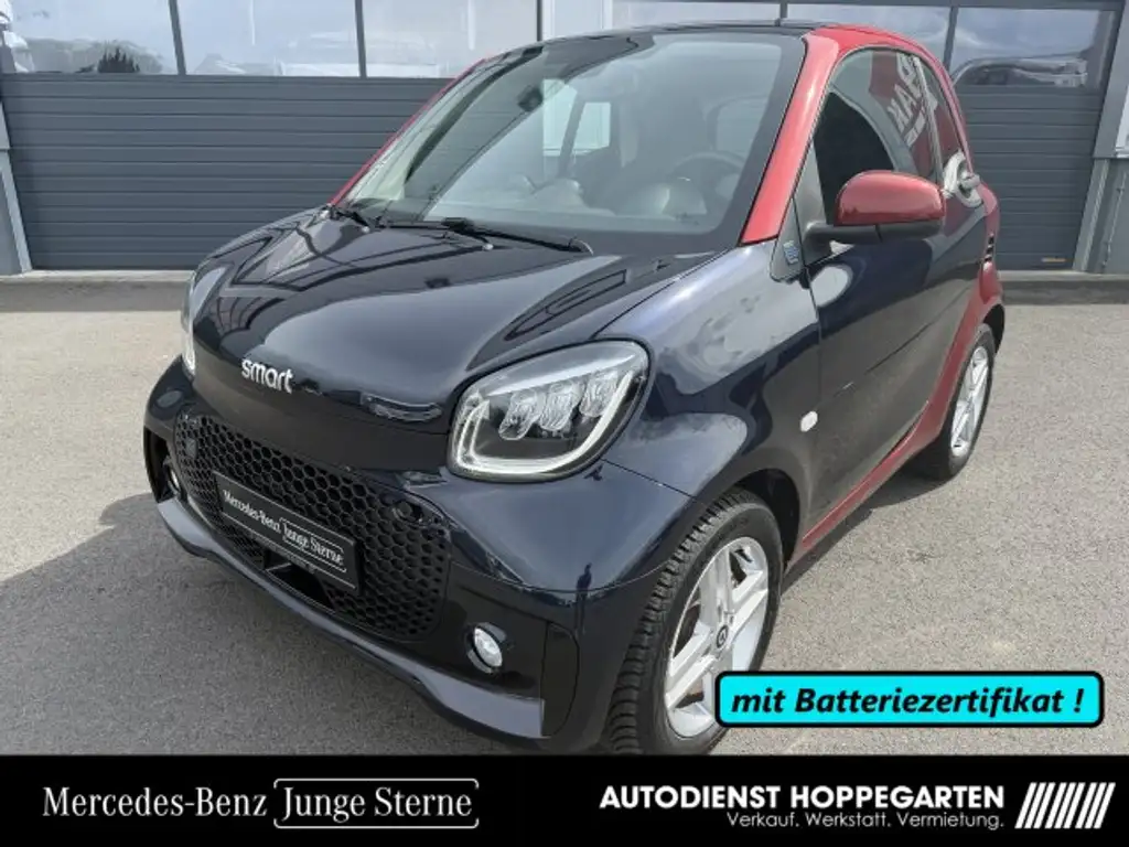 smart forTwo smart EQ fortwo Exclusive LED Sound Pano. Kamera