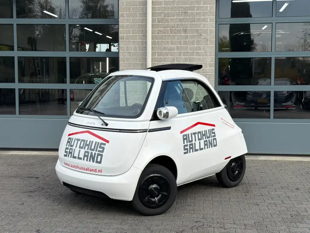 Micro Microlino |COMPETIZIONE 10.5 KWH||GEEL KENTEKEN|90 KM/U|