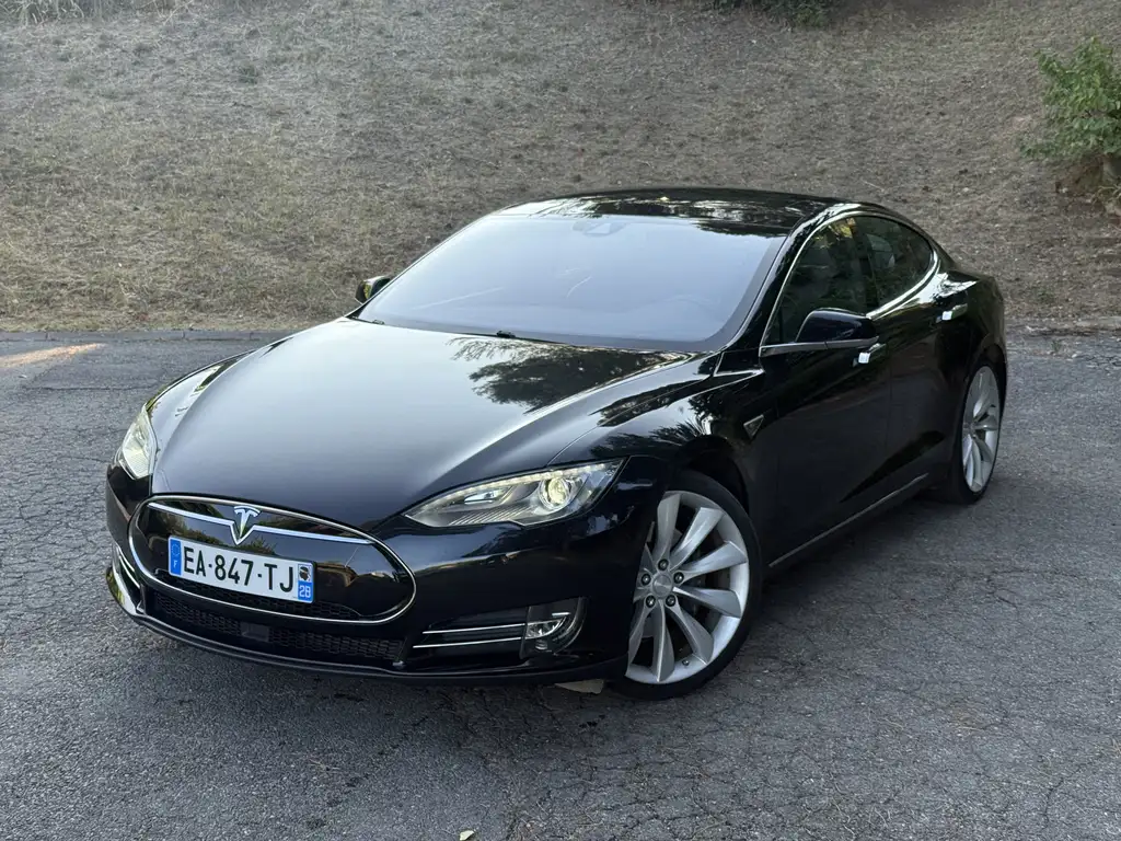 Tesla Model S 90 kWh Dual Motor