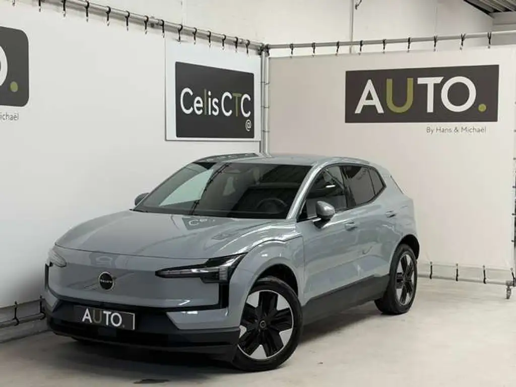 Volvo EX30 51 kWh RWD Single Motor *Donker getinte ramen, verwarmde voorzetels, 18duims Aero velgen*