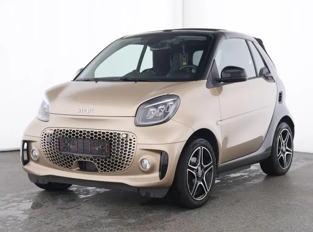 smart forTwo EQ prime EXCLUSIVE: GOLDEN-BLACK-BEAUTY!