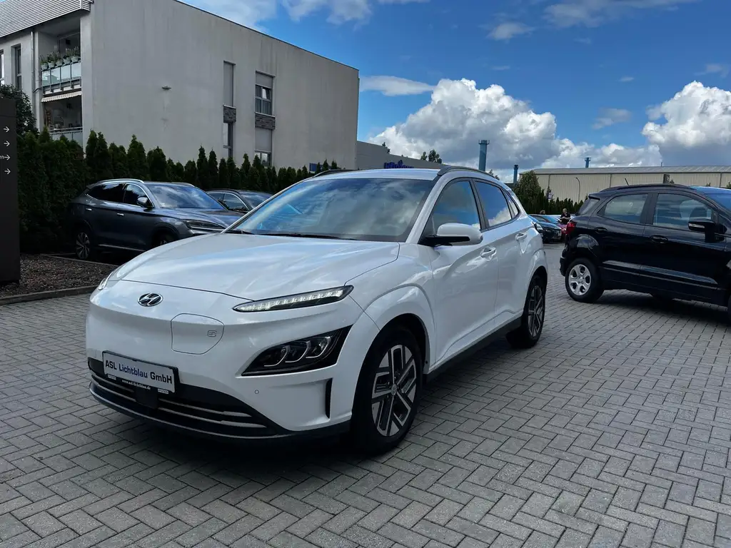 Hyundai KONA TREND  Navigations-Paket