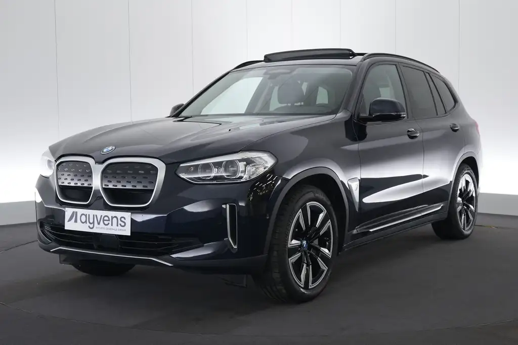 BMW iX3 80 kWh LEDER/CUIR LED GPS PDC CAM Pano BLIS Verw.