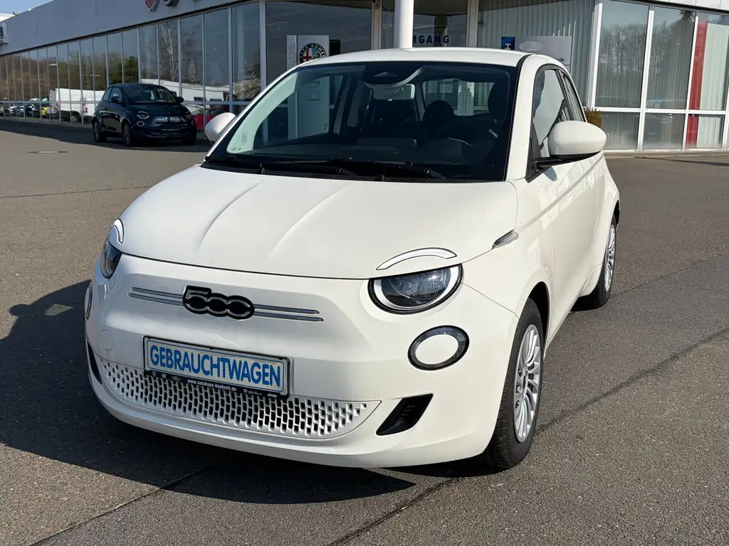 Fiat 500e 3+1