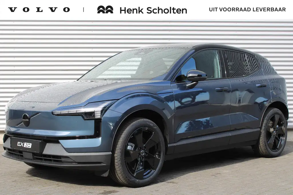 Volvo EX30 P5 Long Range Plus Black Edition Europa 69 kWh | B