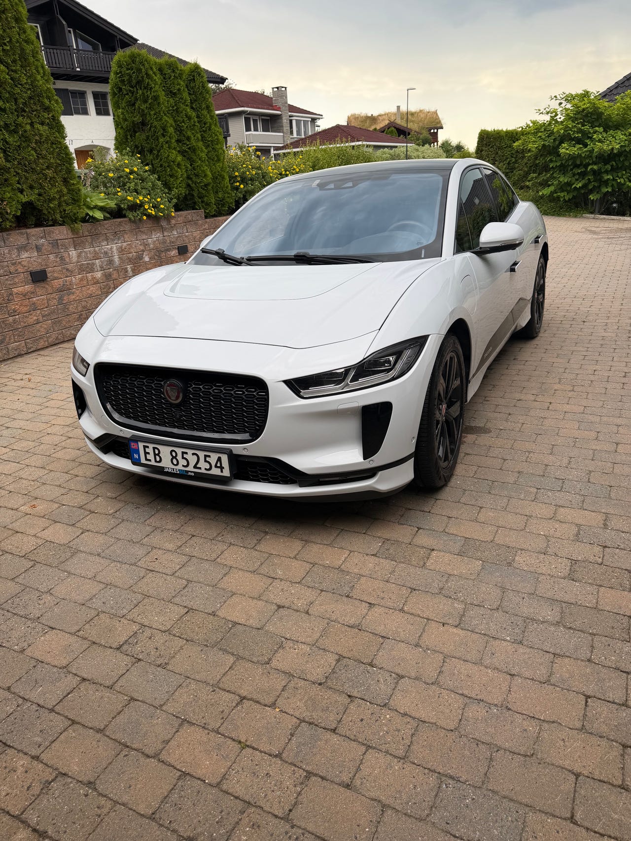 Jaguar I-PACE