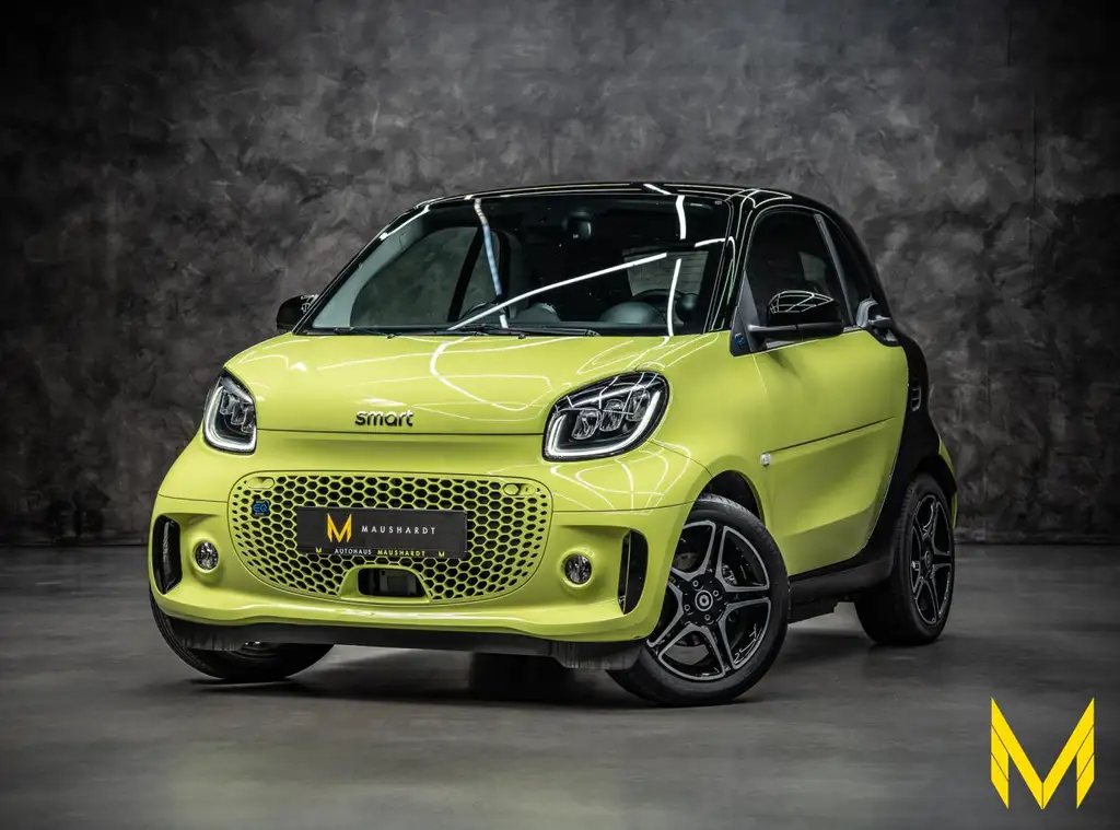 smart forTwo EQ coupe prime EXCLUSIVE:FÜR COOLE SOCKEN