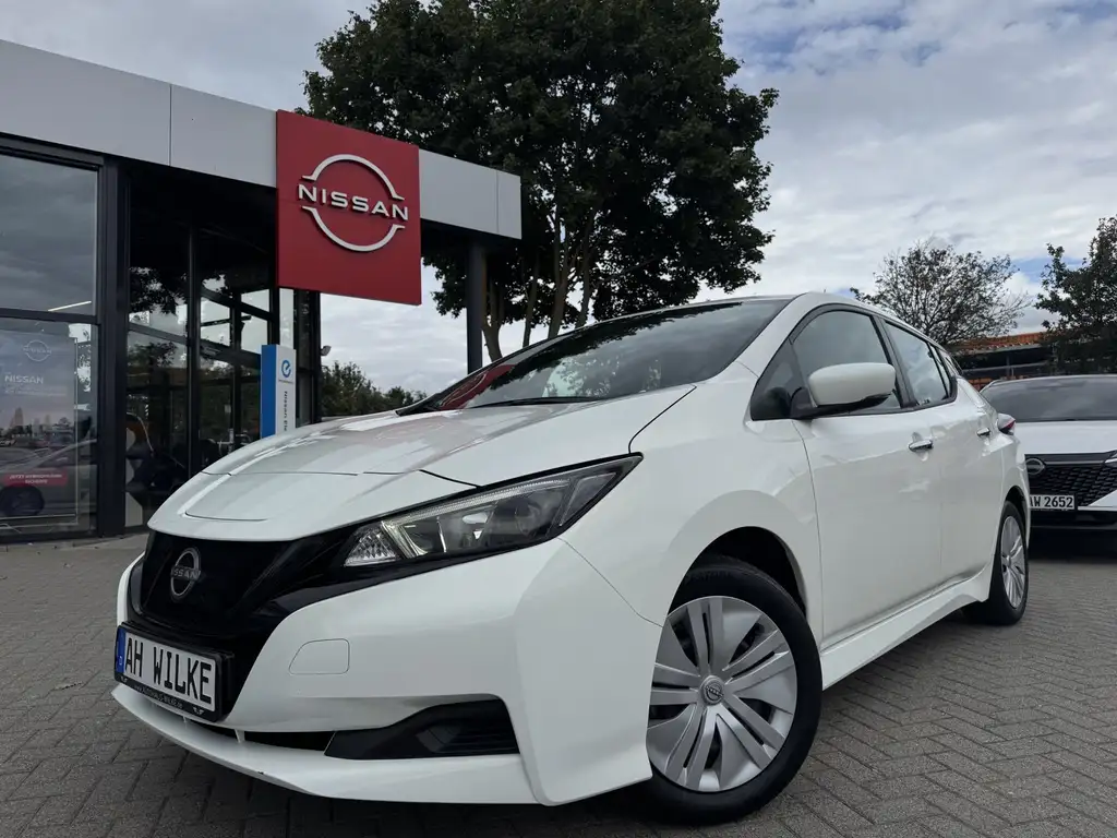 Nissan Leaf 40kWh DAB/SOH 90,83%/KLIMA/ Keine Wärmepumpe/ Kein