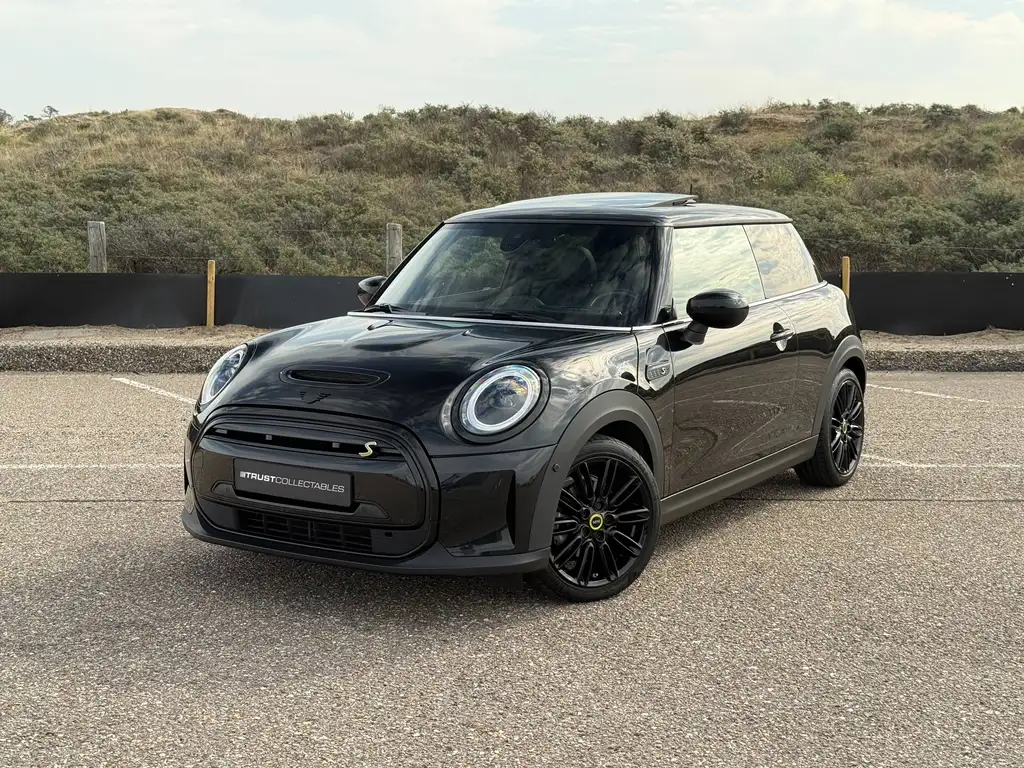 MINI Cooper SE | Pano | Harman Kardon | Head-Up | Full | LED | Keyless | Ambient | Electric |