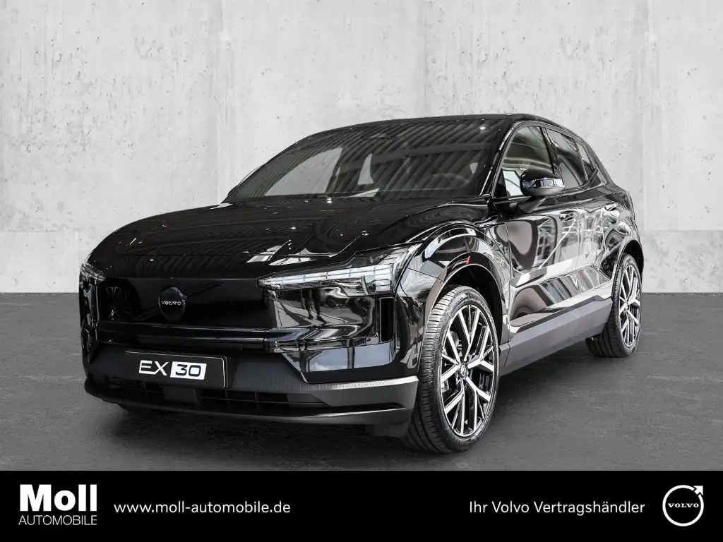 Volvo EX30 Plus Black Edition Single Motor Extended Range Win