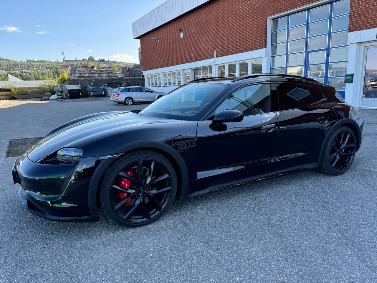 Porsche Taycan Cross Turismo