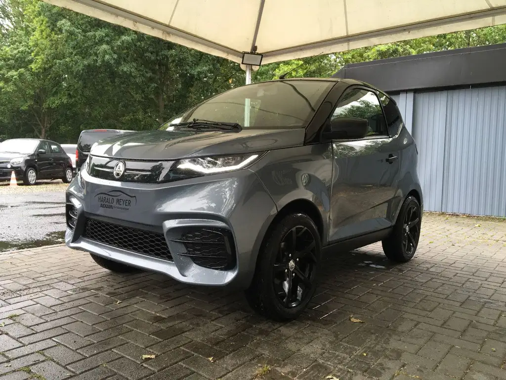 Aixam City eCity Sport Autom/1.Hd/LED/Leder/Kamera/DAB/ABS