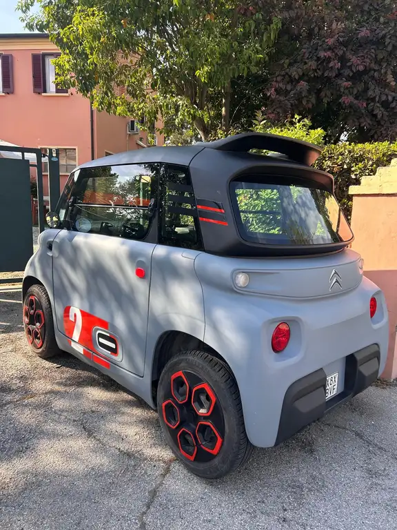 Citroen Ami base