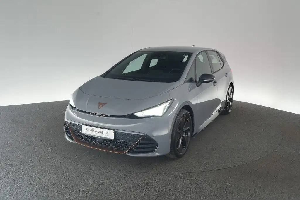 CUPRA Born 150 kW LED Einparkhilfe vo+hi Wärmepumpe