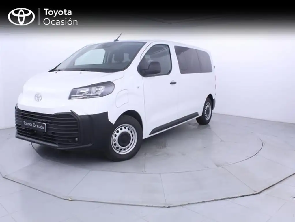 Toyota Proace COMBI GX MY25 GX L1 1PL 50kWh Electric
