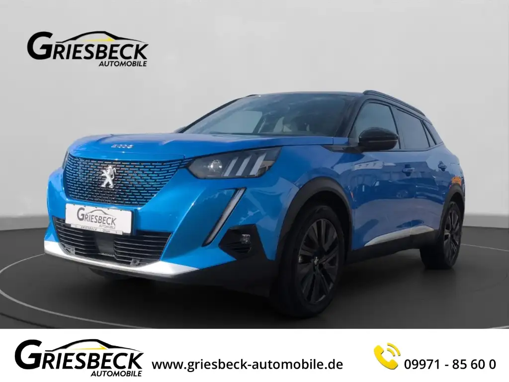 Peugeot e-2008 e- GT El. Panodach Navi Digitales Cockpit LED ACC