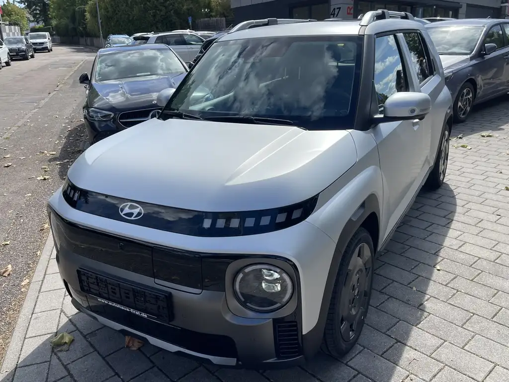 Hyundai Inster /CROSS/V2L-Paket/LED/NAVI/SCHIEBED.