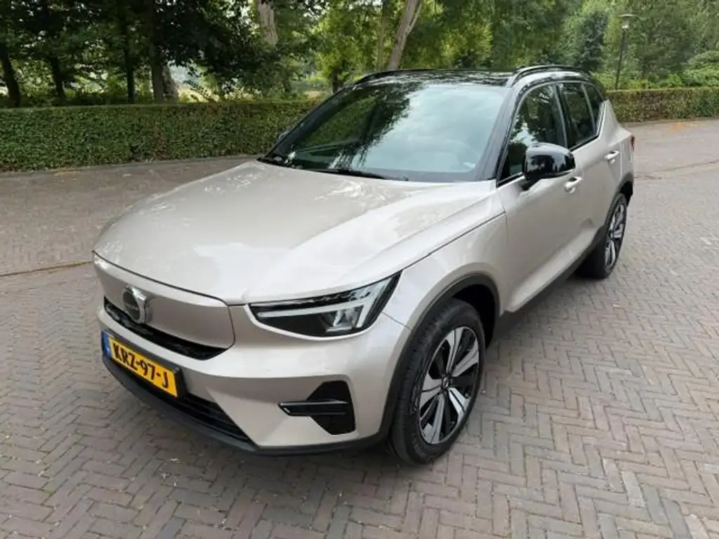 Volvo XC40 Recharge Core SOH 94,3/Acarplay/Camera/Navi/Led/Fa