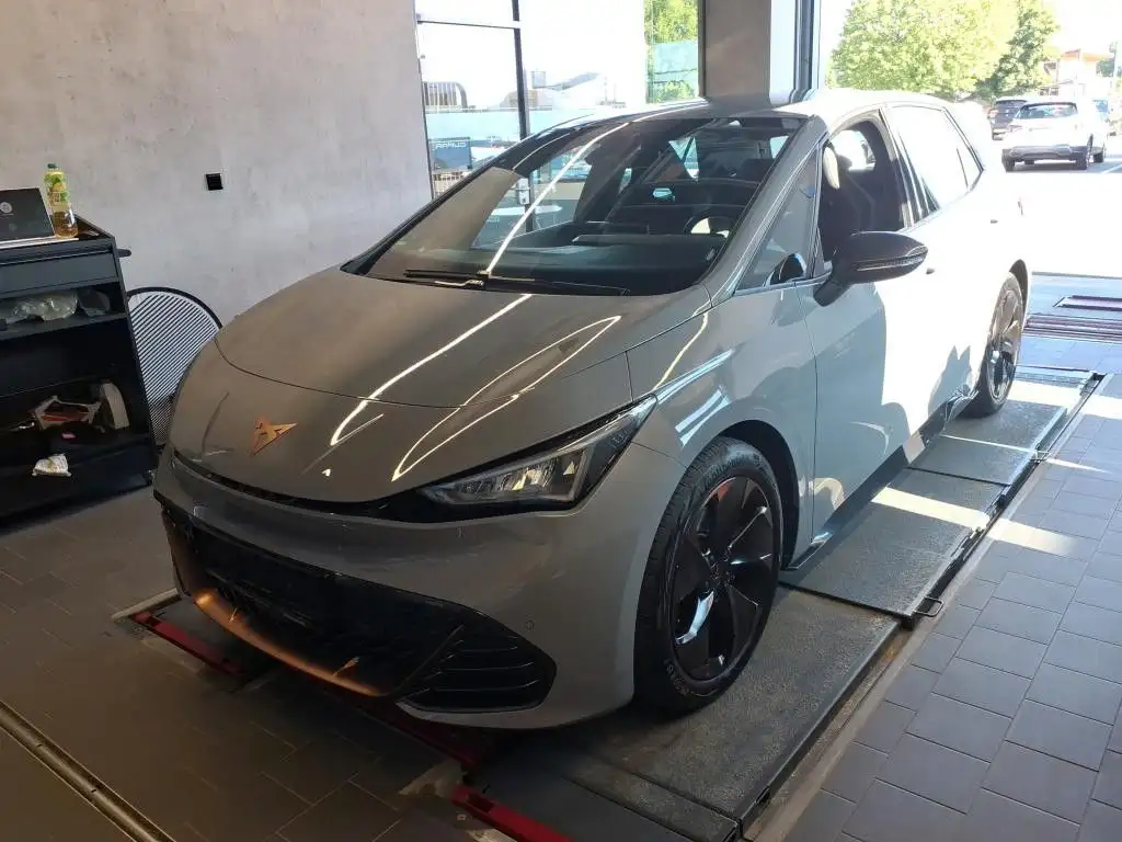 CUPRA Born 150 kW RFK*SHZ*