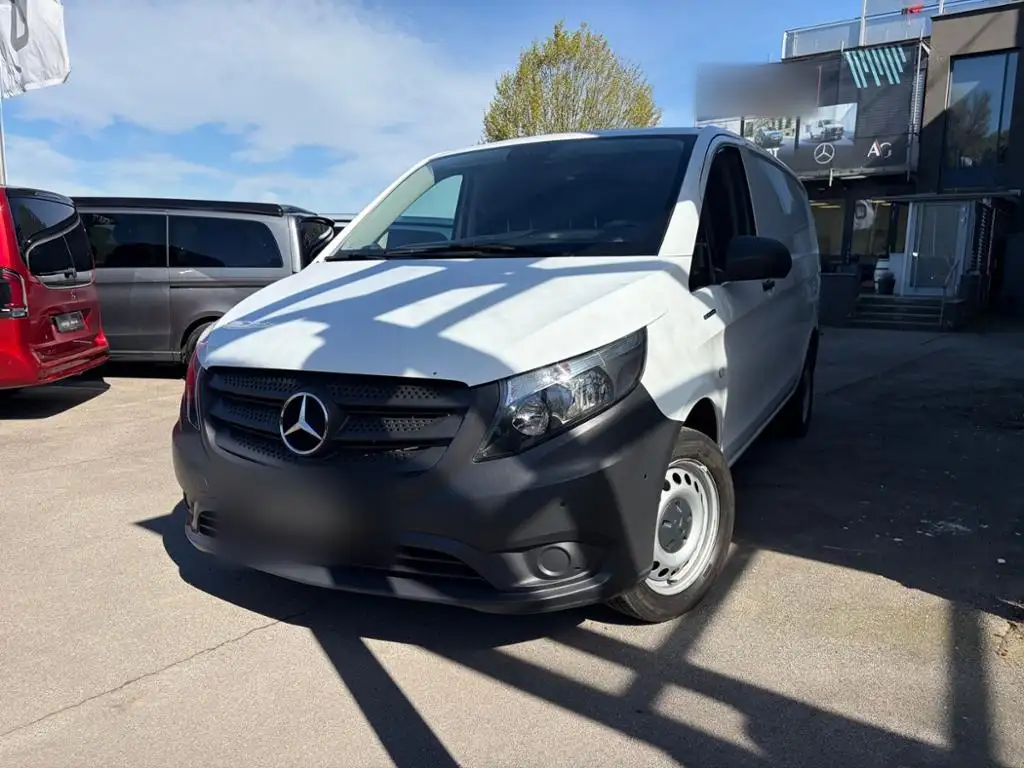 Mercedes-Benz Vito e 111 Kasten lang Klima PDC Trennwand SHZ